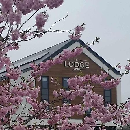 The Lodge Newbury  Exterior foto