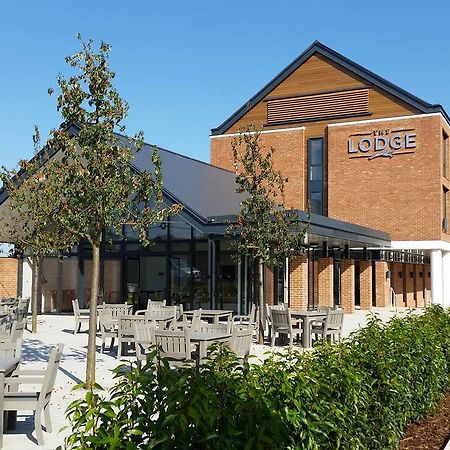 The Lodge Newbury  Exterior foto