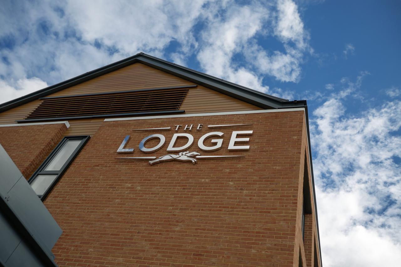 The Lodge Newbury  Exterior foto